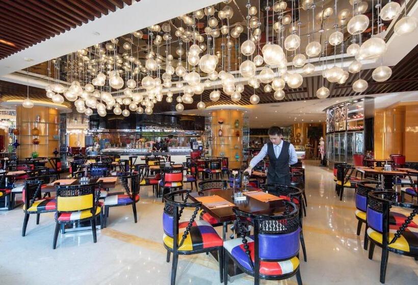 호텔 Wyndham Grand Plaza Royale Colorful Yunnan