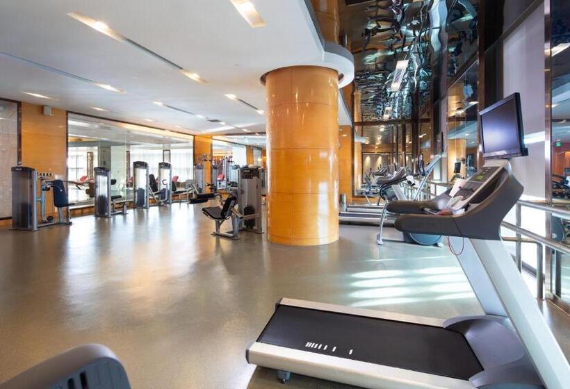 هتل Wyndham Grand Plaza Royale Colorful Yunnan