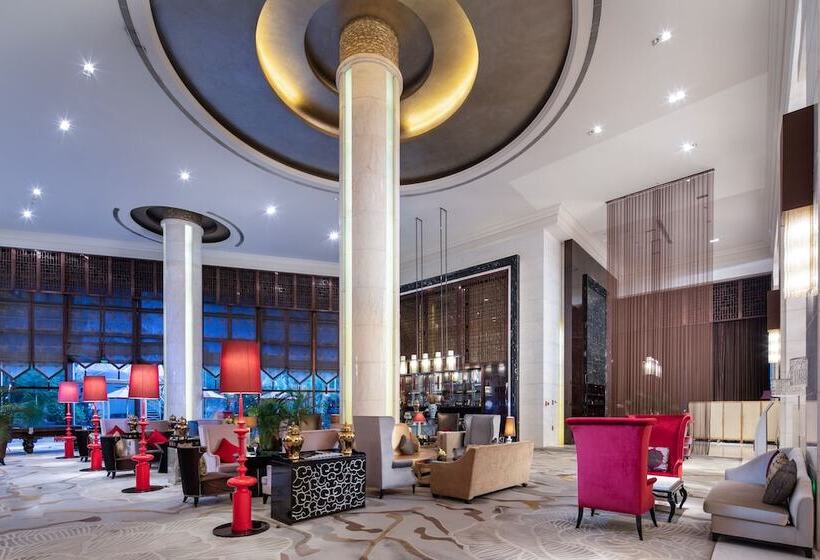 호텔 Wyndham Grand Plaza Royale Colorful Yunnan