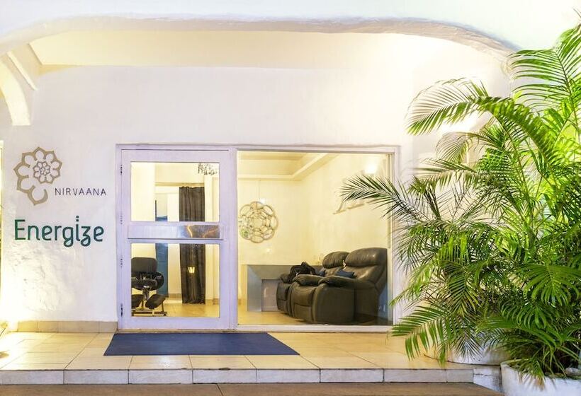 هتل Zone Connect By The Park Goa Calangute