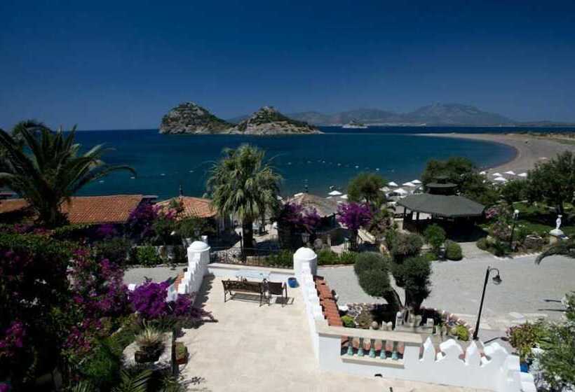 בית מלון כפרי Wyndham Datca Perili Bay