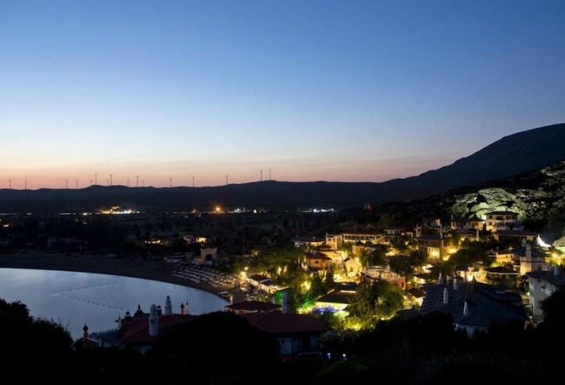 בית מלון כפרי Wyndham Datca Perili Bay