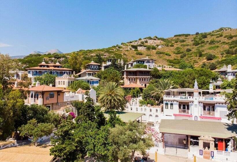 בית מלון כפרי Wyndham Datca Perili Bay