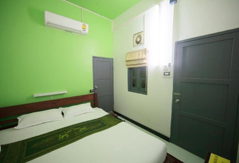 New Ihouse Hotel Hostel
