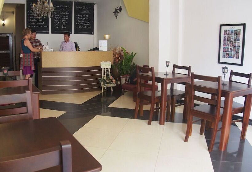 New Ihouse Hotel   Hostel