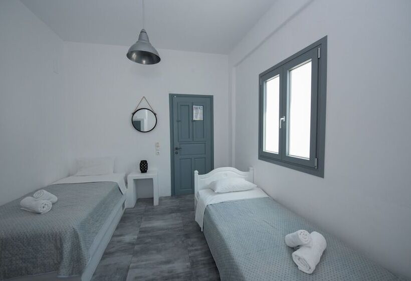 Ostria Studios & Apartments