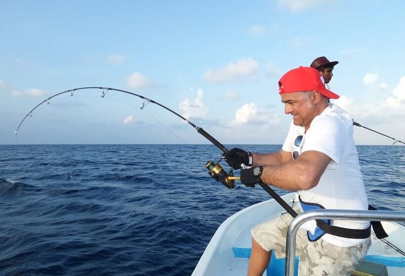 پانسیون Ukulhas Beach Inn
