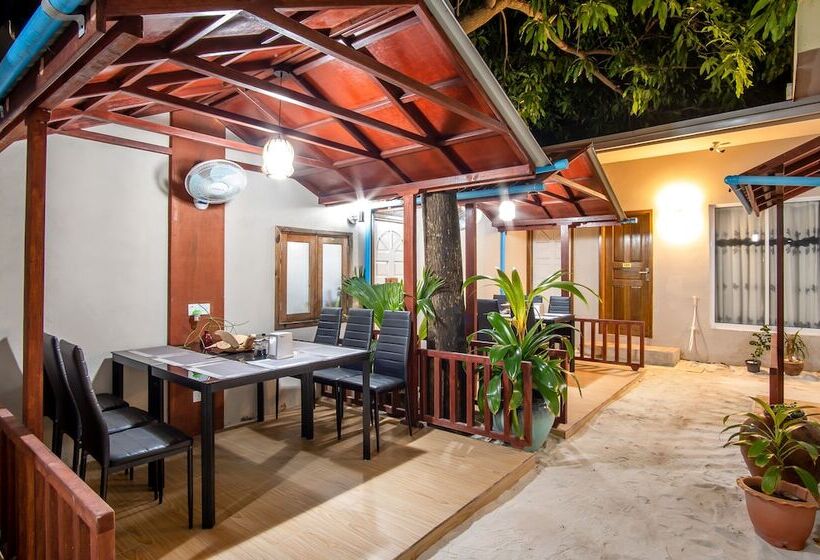 پانسیون Ukulhas Beach Inn