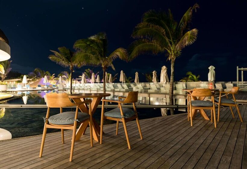 Radisson Blu Poste Lafayette Resort & Spa