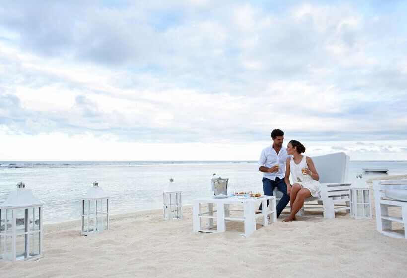 Radisson Blu Poste Lafayette Resort & Spa