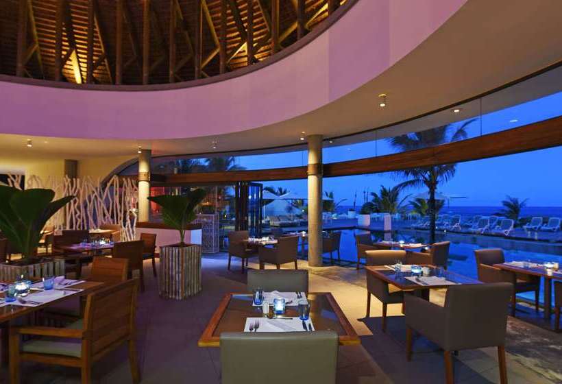 Radisson Blu Poste Lafayette Resort & Spa