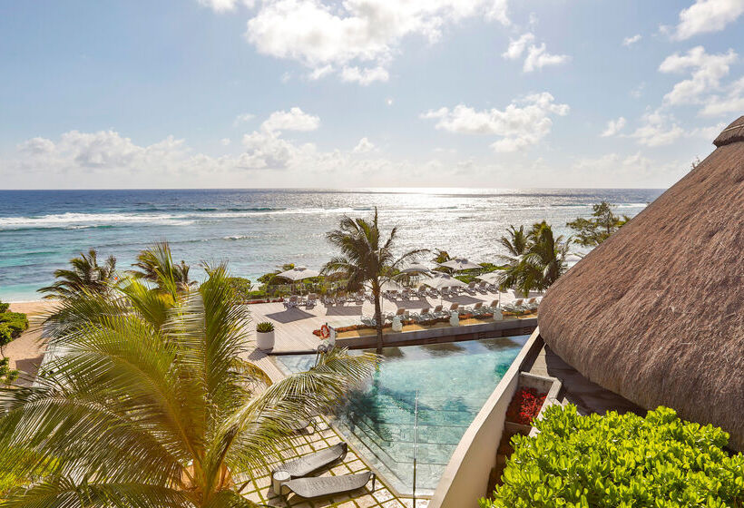 Radisson Blu Poste Lafayette Resort & Spa