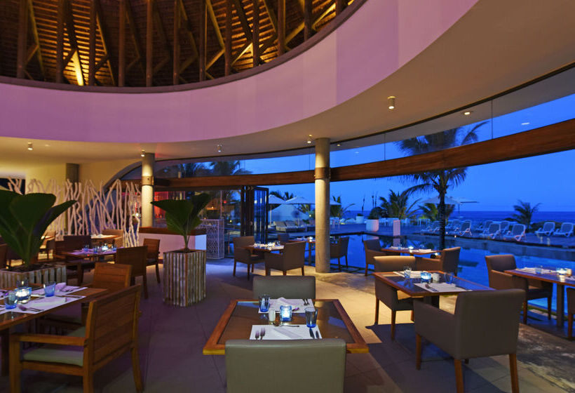 Radisson Blu Poste Lafayette Resort & Spa