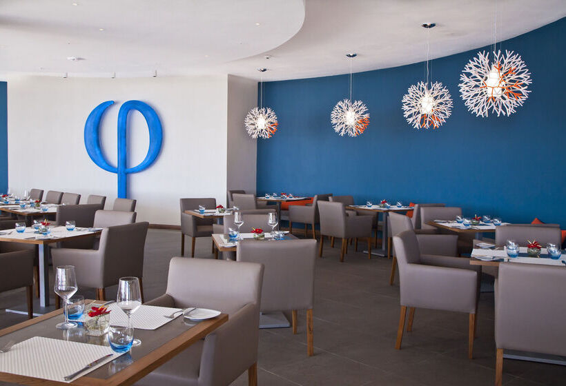 Radisson Blu Poste Lafayette Resort & Spa