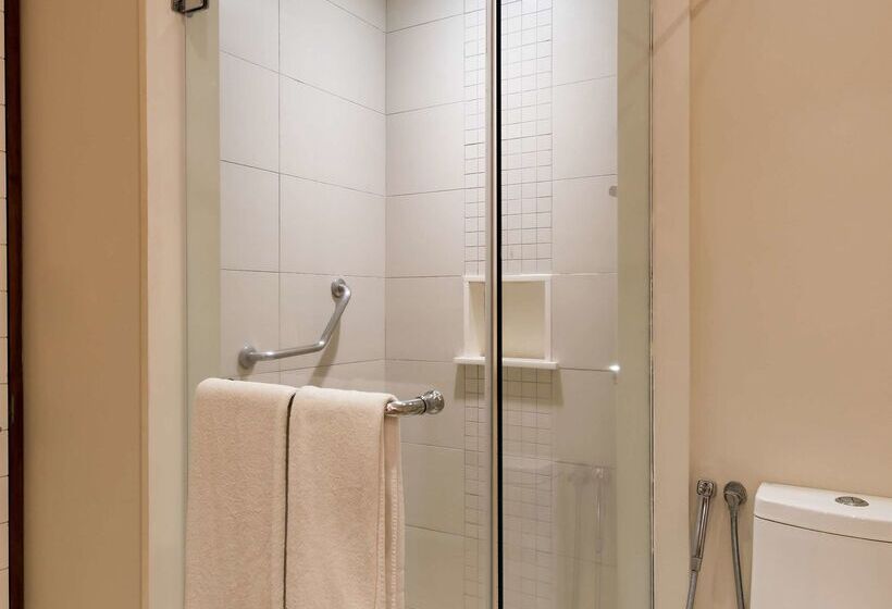 Radisson Blu Poste Lafayette Resort & Spa