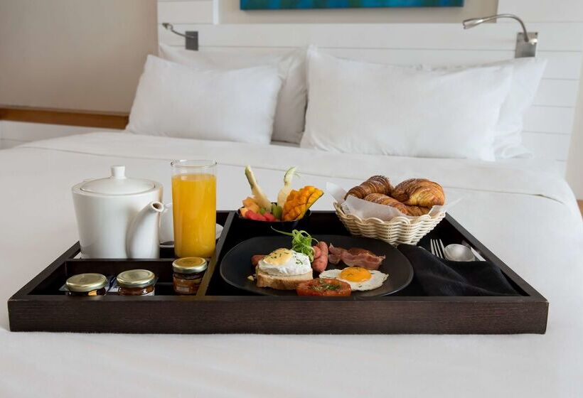 Radisson Blu Poste Lafayette Resort & Spa