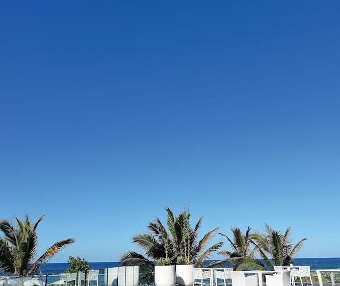 Radisson Blu Poste Lafayette Resort & Spa