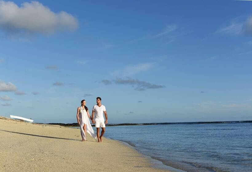 Radisson Blu Poste Lafayette Resort & Spa