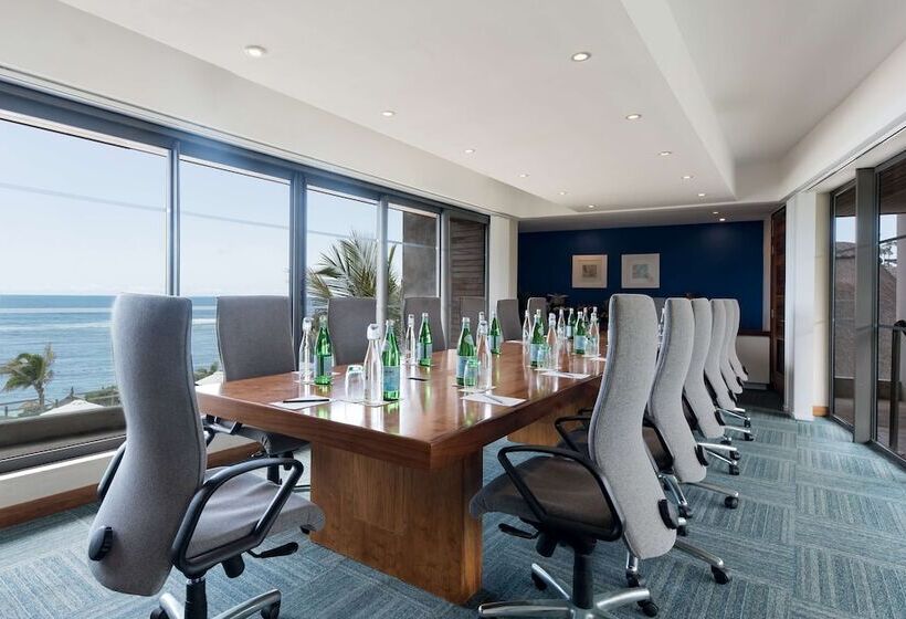 Radisson Blu Poste Lafayette Resort & Spa