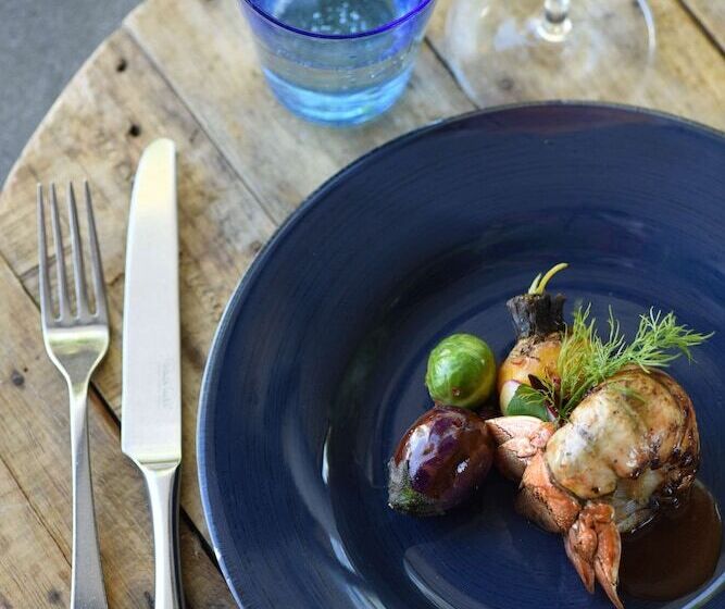 Radisson Blu Poste Lafayette Resort & Spa