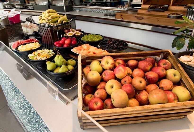 Radisson Blu Poste Lafayette Resort & Spa