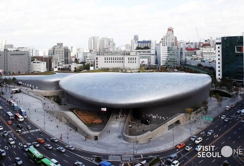 Residência Myeongdong Merlin