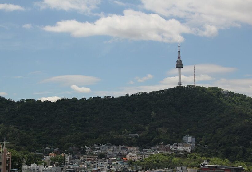 Residência Myeongdong Merlin