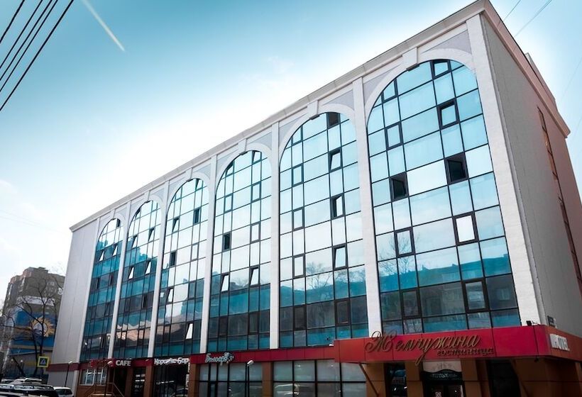 Zhemchuzhina Hotel Vladivostok
