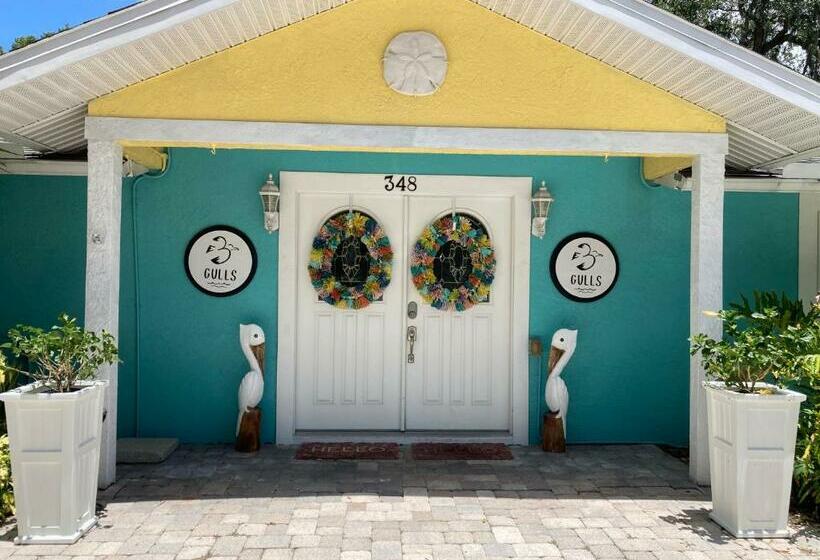 3gulls Inn Ozona Boutique Hotel Steps From Restaurants & Brewery Swimspa Pool Pet Friendly