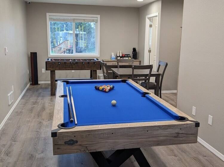 فندق صغير Olympic Railway Inn