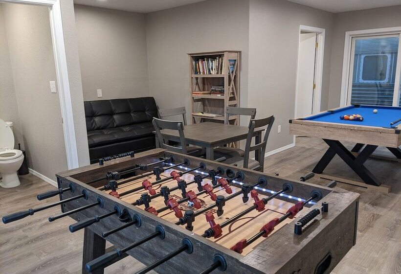 فندق صغير Olympic Railway Inn