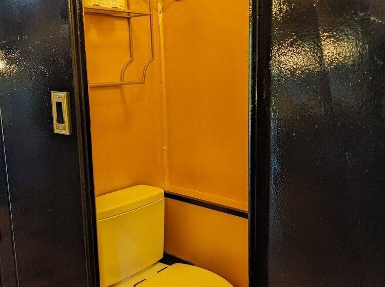 فندق صغير Olympic Railway Inn