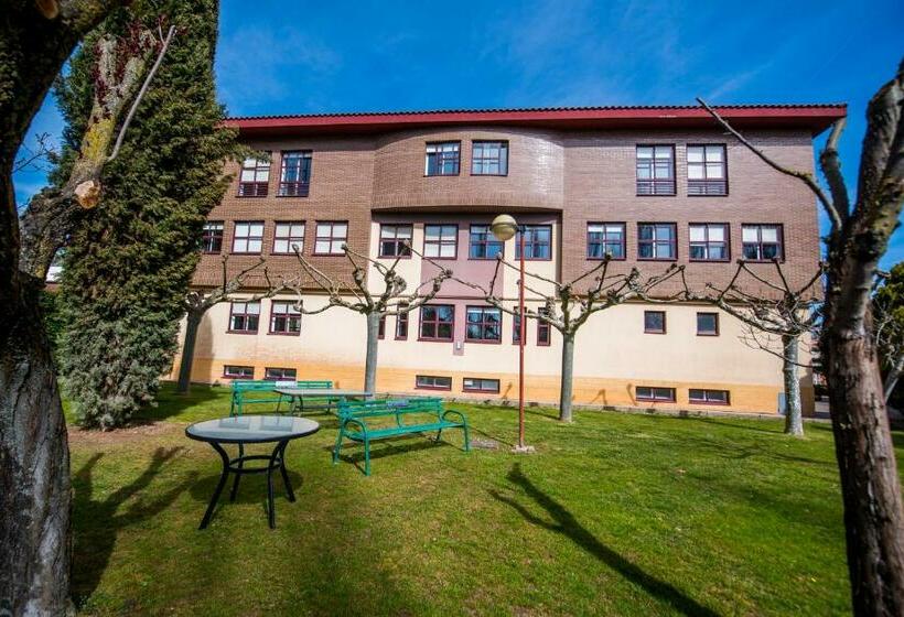 فندق صغير Residencia Hospital Del Rey