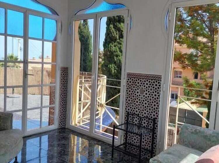 مبيت وإفطار Villa Zafira