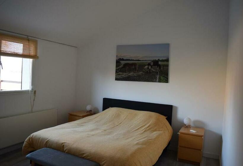 Bed & Breakfast Achter Ons Huis