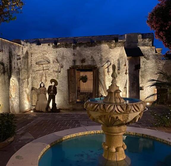 בית מלון כפרי Casa María Félix