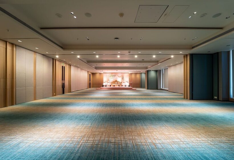 בית מלון כפרי Courtyard By Marriott Vadodara