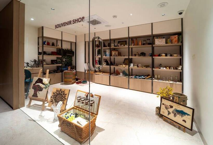 בית מלון כפרי Courtyard By Marriott Vadodara