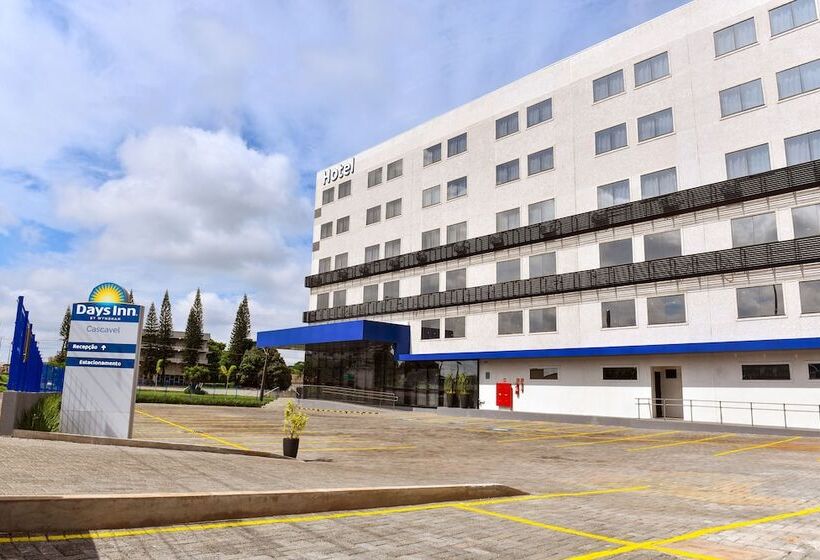 Отель Days Inn By Wyndham Cascavel