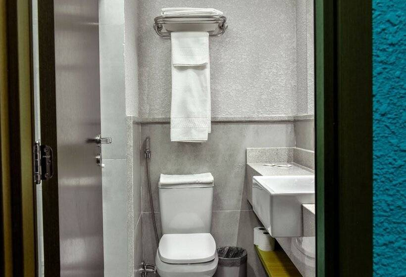 Отель Days Inn By Wyndham Cascavel