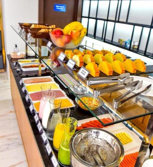 Отель Days Inn By Wyndham Cascavel