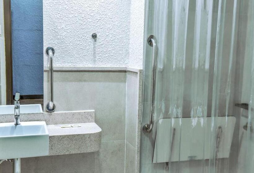 Отель Days Inn By Wyndham Cascavel