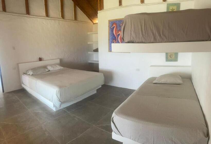 ホテル Marina Bungalows