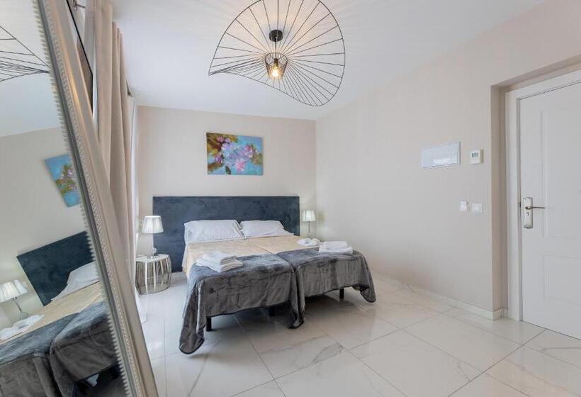 هتل Residencia Deportiva Rozarossa