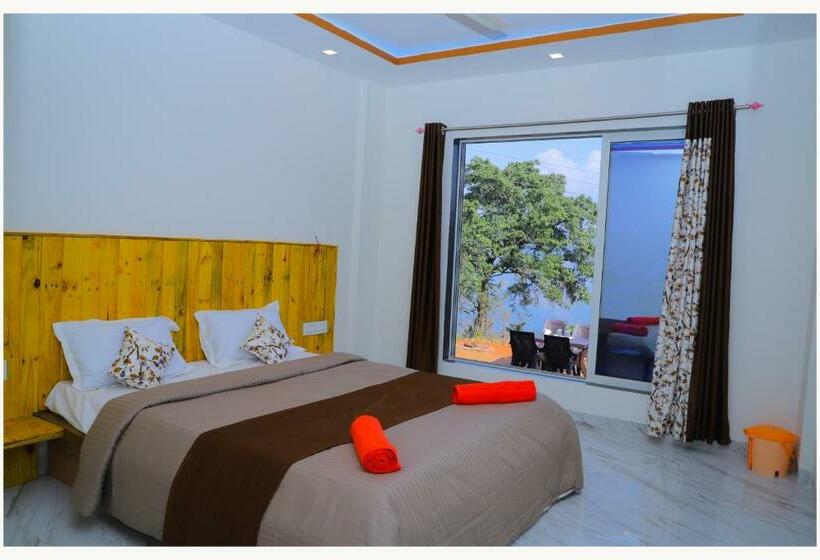 ホテル Sai Siddhigiri Villa