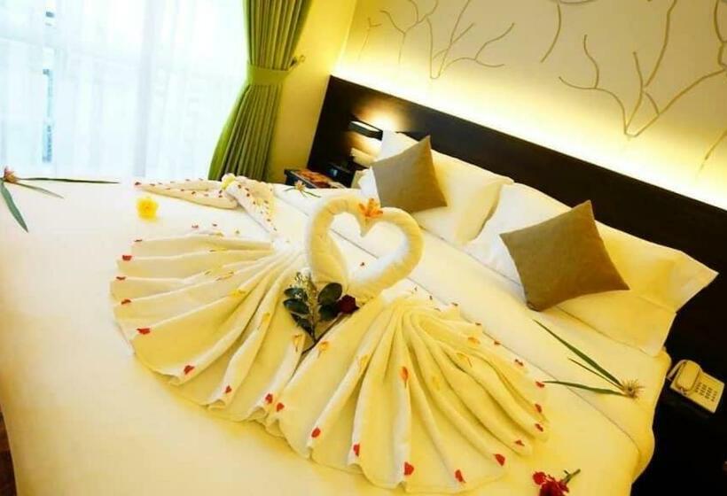 酒店 Victoria Court Suites