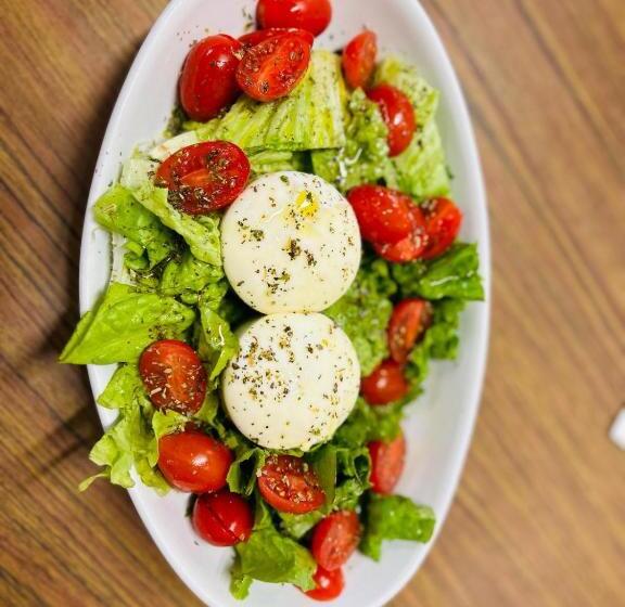 膳宿费 Hostal La Cerollera