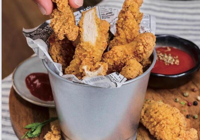 ペンション Hostal La Cerollera