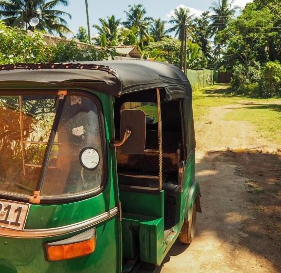 بنسيون Kirala Garden Resort