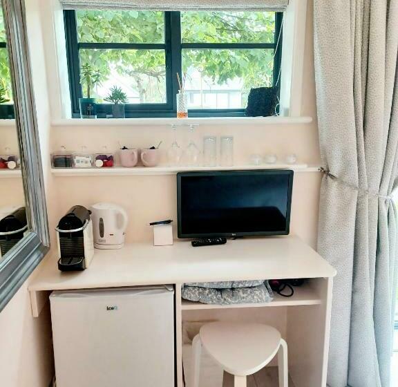 펜션 The Little Limes   Ensuite Double Room Own Entrance In Art Deco House